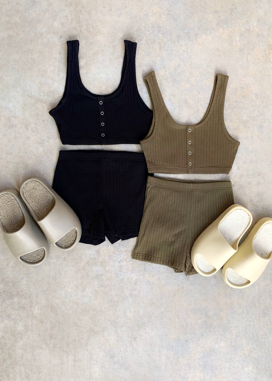 QUICK NAIL RUN RIBBED TWO PIECE SET