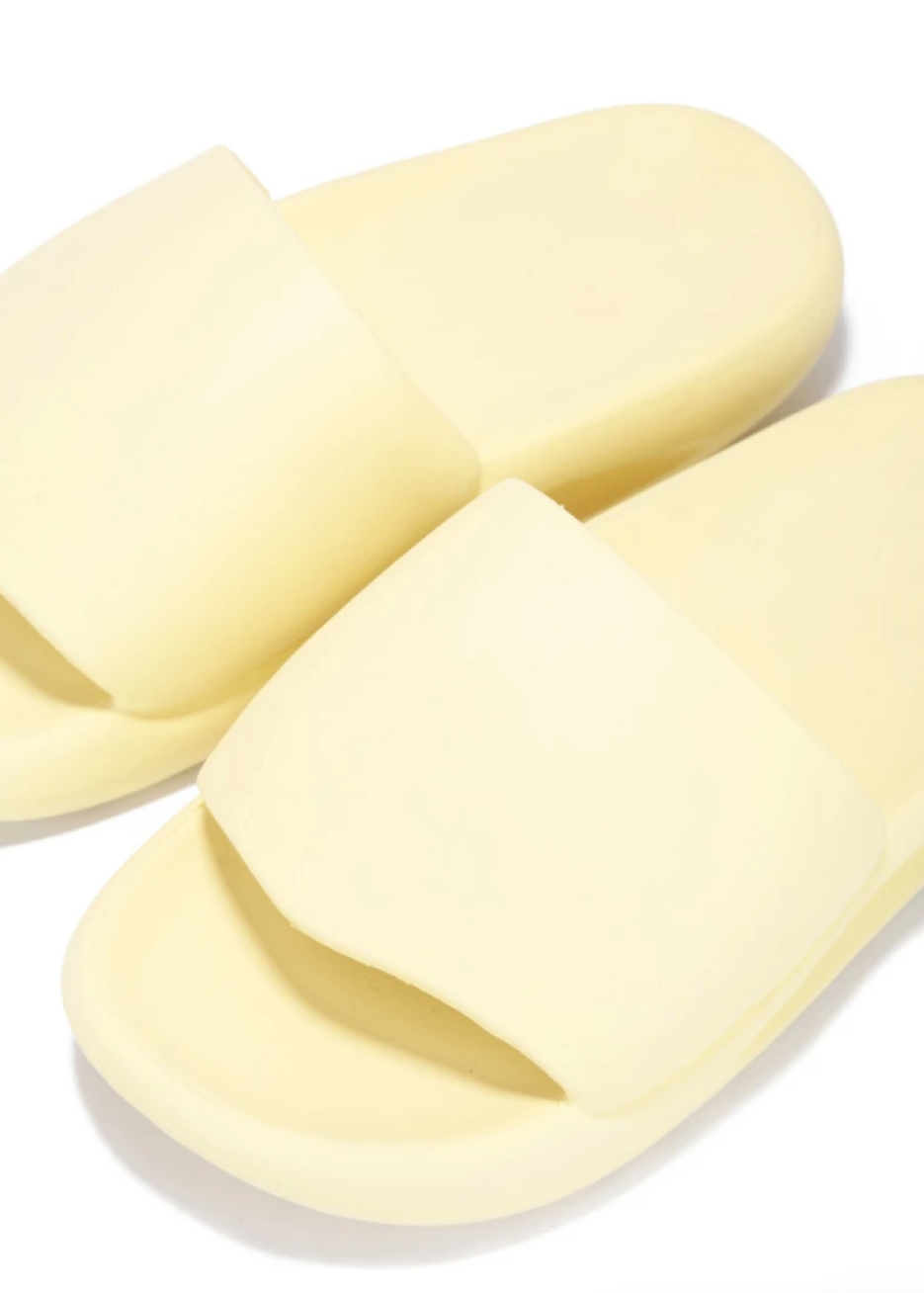 ASTRO RUBBER BEIGE SLIDE