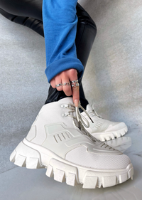 OPEN HEART CHUNKY NUDE SNEAKER