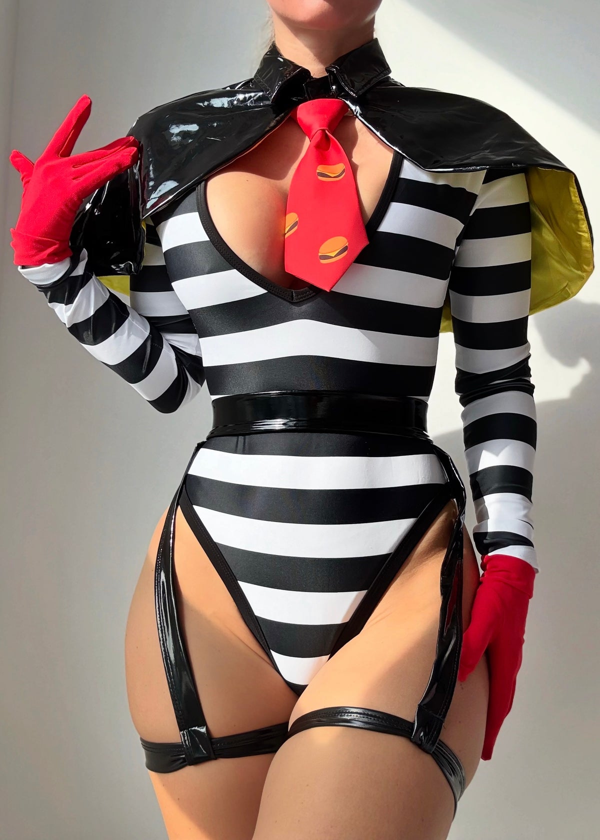 ORDER UP FAST FOOD BURGLAR HALLOWEEN COSTUME