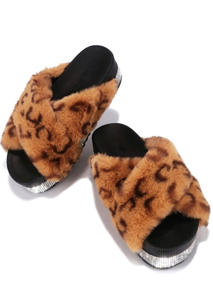 SPOT ON CHEETAH RHINESTONE PLATFORM