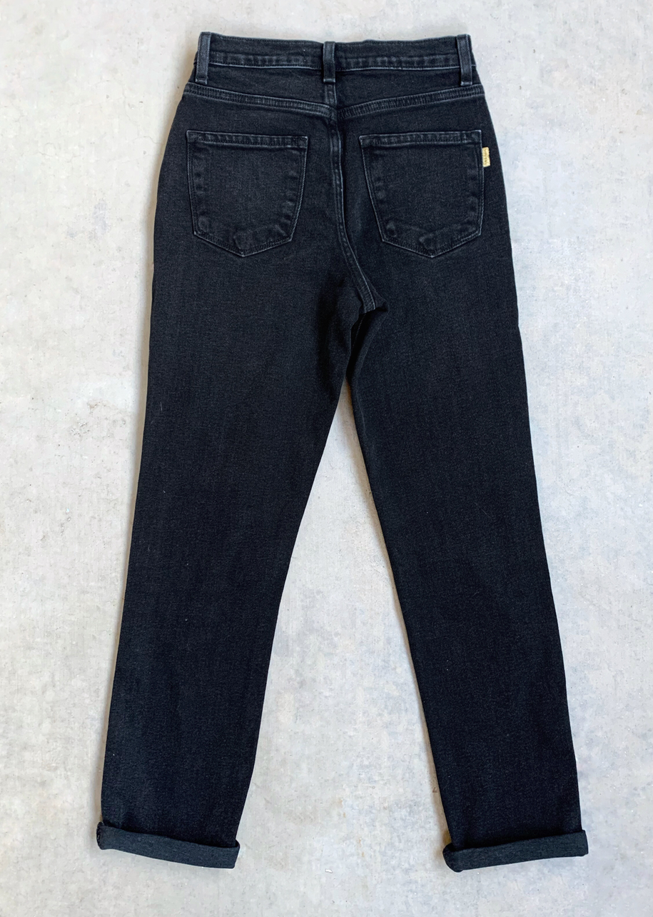 MUY CALIENTE MOM JEANS