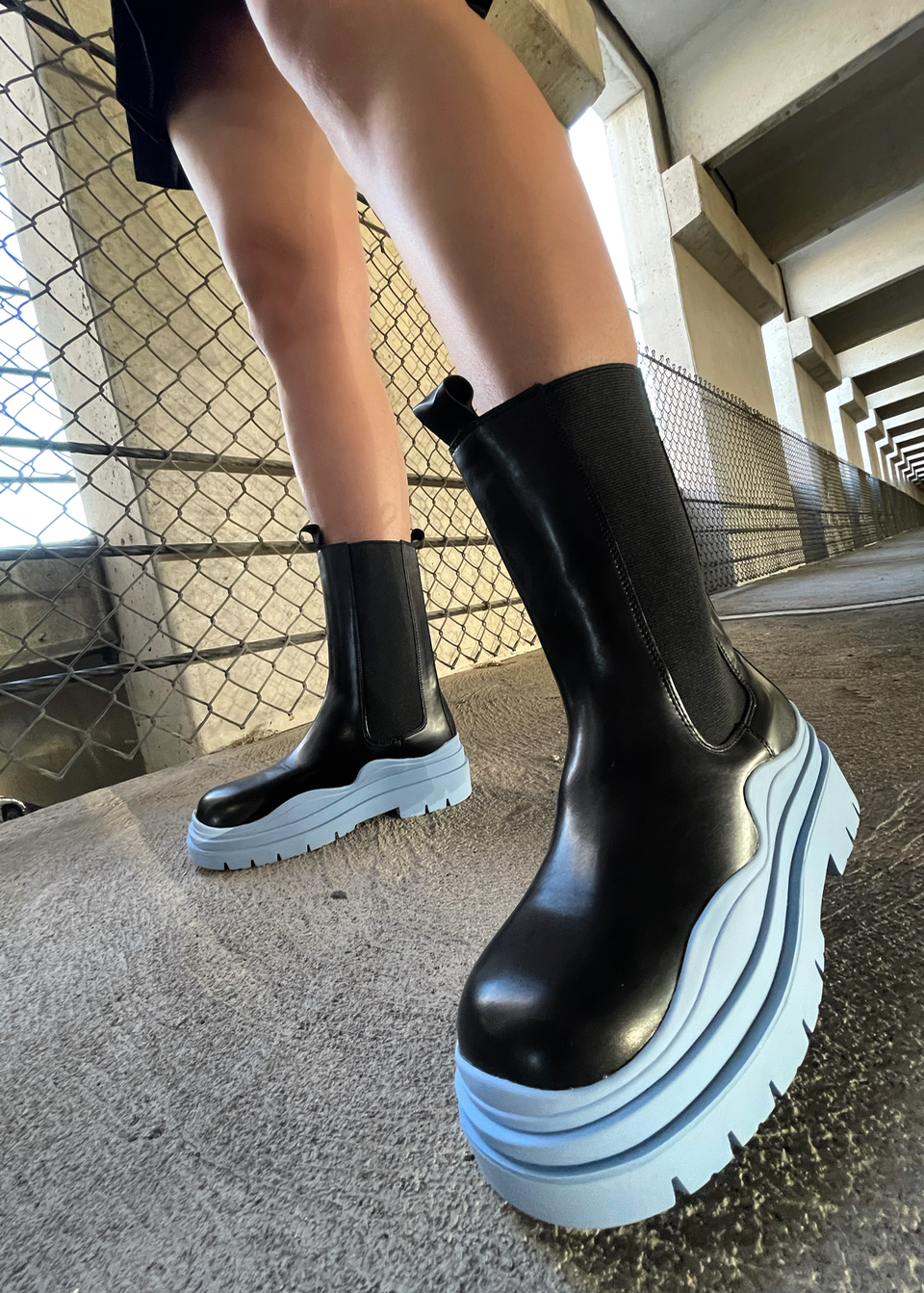 FEELS LIKE MONEY BLUE CHELSEA BOOTS